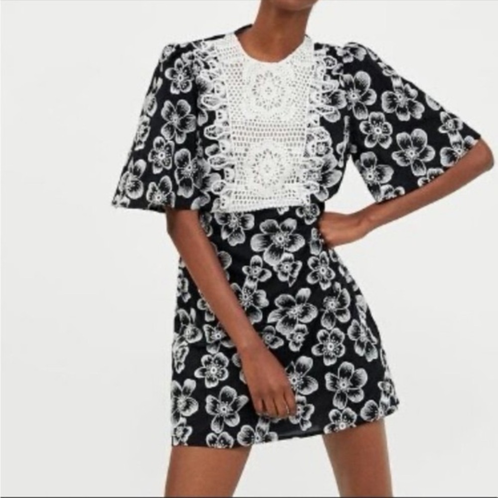ZARA Black & White Floral Crochet Dress Size Small with embroidery white flowers